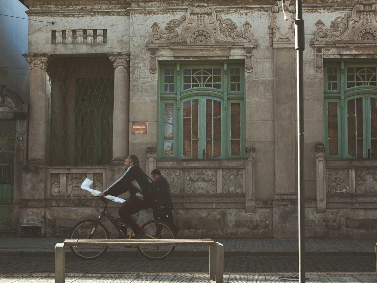 礁石修缮人的一天